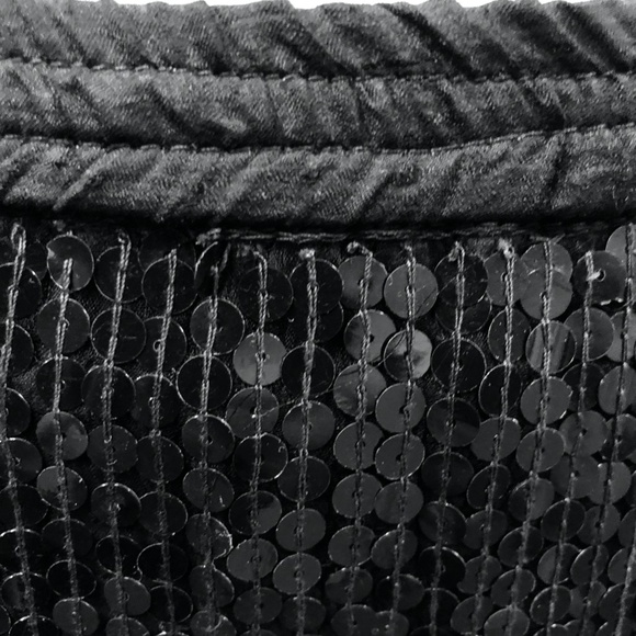 BLACK SEQUIN PULL-ON SKIRT SIZE M-L - Picture 4 of 8